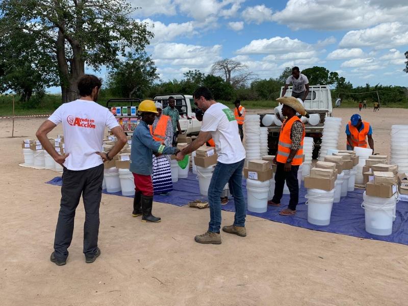 Ciclón Kenneth Ayuda en Acción