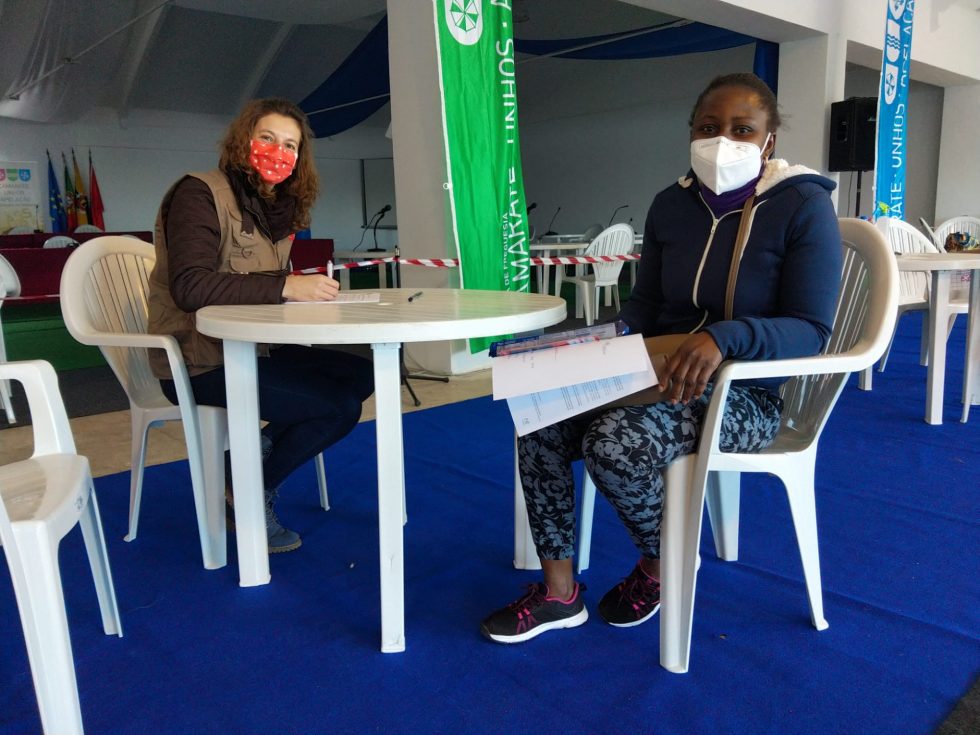 Ajuda em Ação continua a entregar cartões de apoio alimentar no pós-pandemia